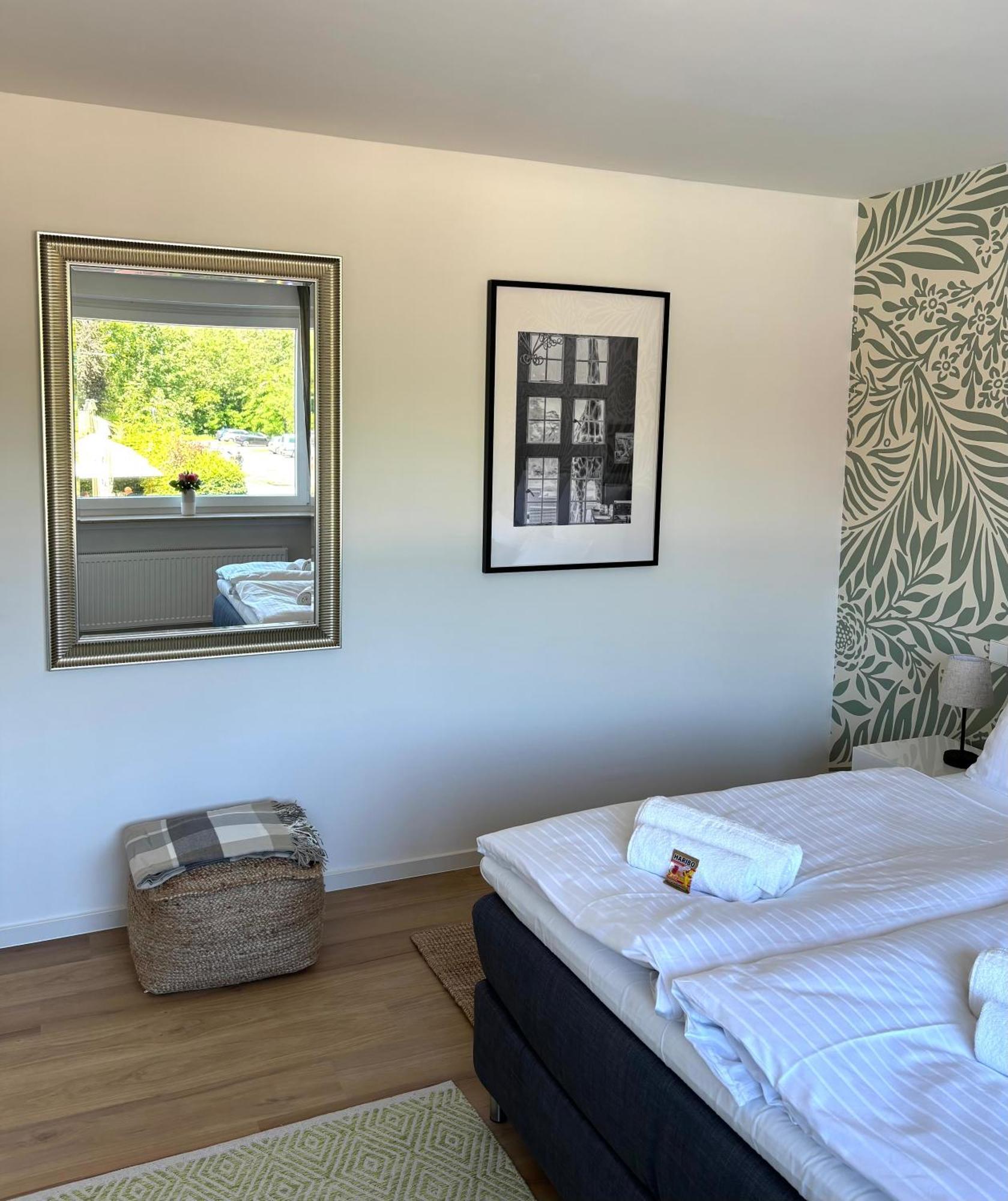 Gesamte Wohnung, Kueche, Parkplatz, Terrasse Bad Bellingen Exteriör bild